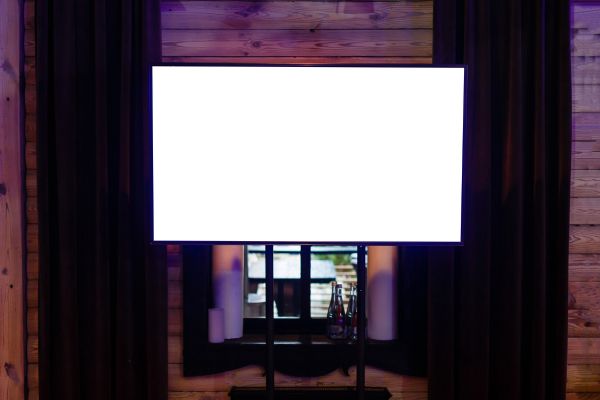 tarif sewa tv di surabaya